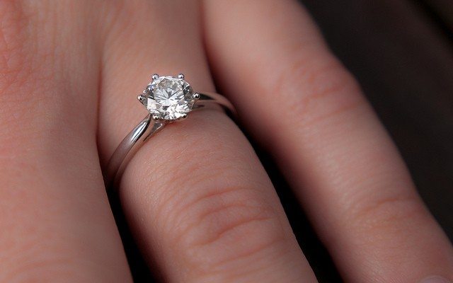 DREAM. RING. from freaking Costco too😭😭😭❤️ | Costco jewelry, Costco  engagement rings, Unique diamond engagement rings